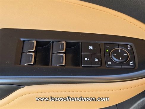 Certified 2025 Lexus NX 250 FWD image 22