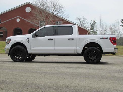 Used 2023 Ford F150 XLT w/ Equipment Group 301A Mid image 6