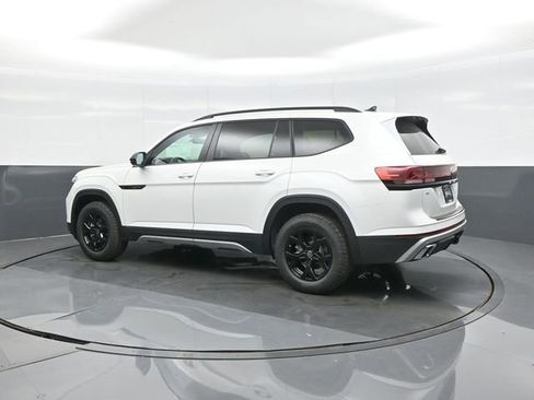 New 2026 Volkswagen Atlas Peak Edition AWD/4WD image 5