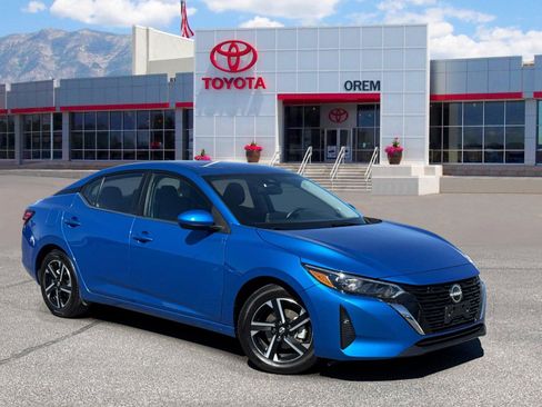 Used 2024 Nissan Sentra SV FWD image 1