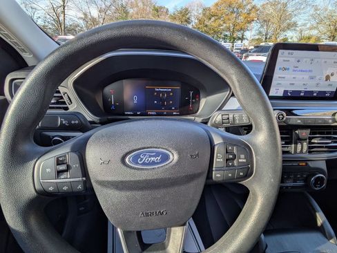 Used 2025 Ford Escape Active image 16