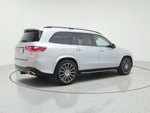 Certified 2025 Mercedes-Benz GLS 450 4MATIC w/ AMG Line Exterior image 5