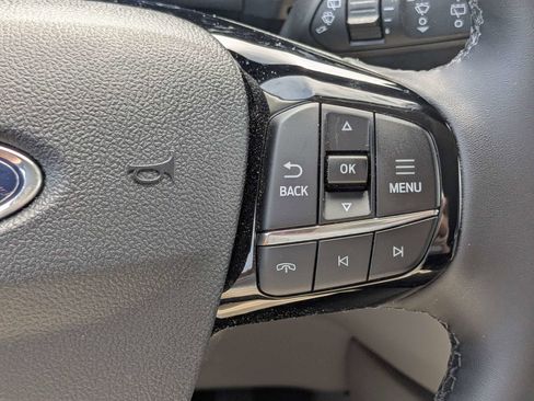 Certified 2026 Ford Escape SE w/ PHEV Premium Package FWD image 30