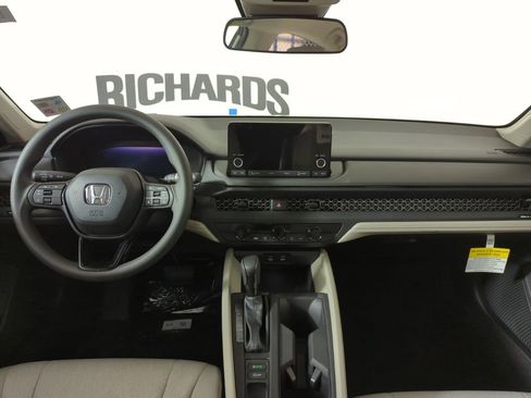 New 2025 Honda Accord LX image 14
