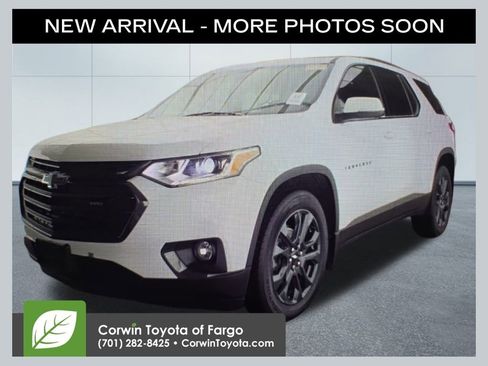 Used 2021 Chevrolet Traverse RS w/ LPO, Cargo Package image 1