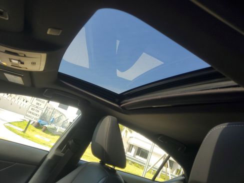 Certified 2023 Lexus IS 300 w/ Comfort Package RWD image 17