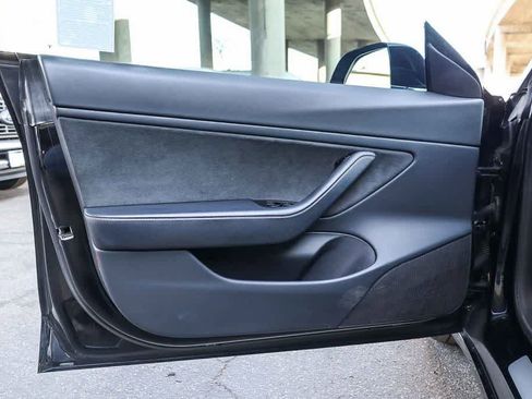 Used 2018 Tesla Model 3 Long Range image 22