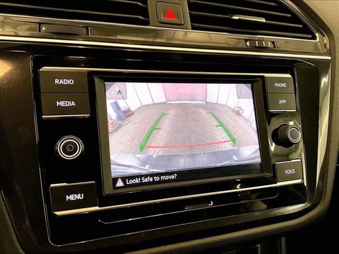 Used 2021 Volkswagen Tiguan S FWD image 20