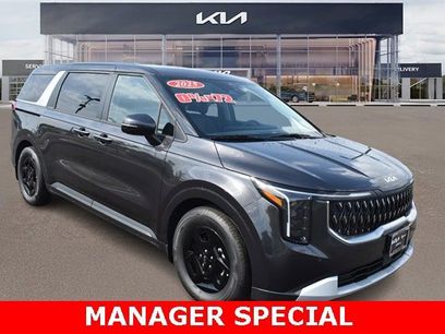 New 2025 Kia Carnival LX