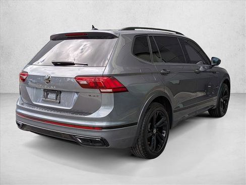 Used 2023 Volkswagen Tiguan SE R-Line AWD/4WD image 5