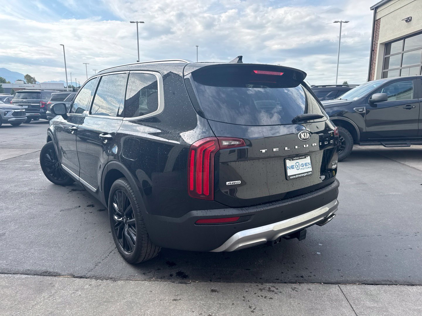 Used 2021 Kia Telluride SX w/ SX Prestige Package AWD/4WD image 6
