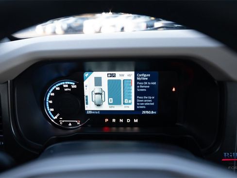 Certified 2023 Ford Bronco Wildtrak image 23