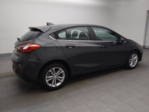 Used 2019 Chevrolet Cruze LT w/ Convenience Package FWD image 10