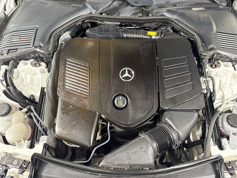 Used 2022 Mercedes-Benz C 300 4MATIC Sedan w/ Pinnacle Trim Package image 39