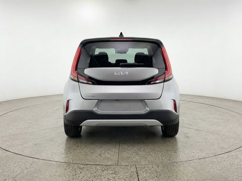 Used 2025 Kia Soul LX w/ LX Technology Package FWD image 7
