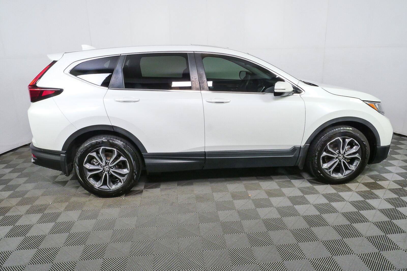 Used 2022 Honda CR-V EX image 2