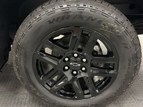 New 2026 Chevrolet Silverado 1500 Custom w/ Turbomax Blackout Package image 11