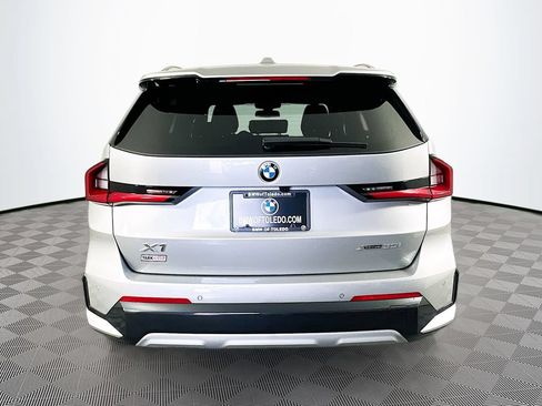 Used 2025 BMW X1 xDrive28i AWD/4WD image 8