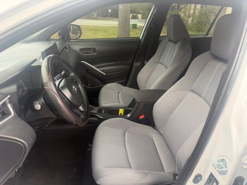 Used 2024 Toyota Corolla Cross AWD Hybrid image 13