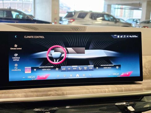 New 2026 BMW X7 xDrive40i w/ Executive Package image 15