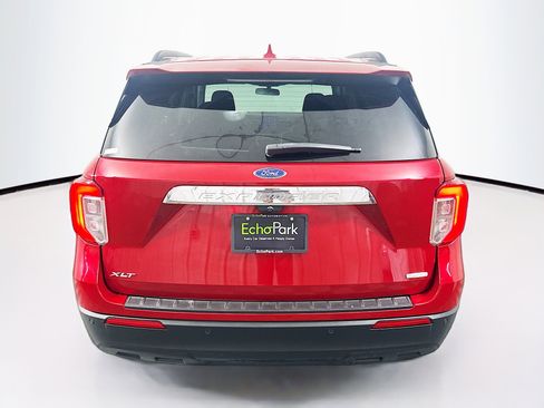 Used 2020 Ford Explorer XLT RWD image 7