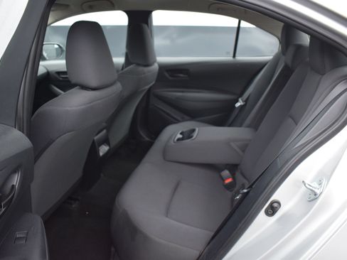 Used 2024 Toyota Corolla LE FWD image 12