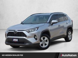 Used 2021 Toyota RAV4 XLE w/ Convenience Package FWD video 1
