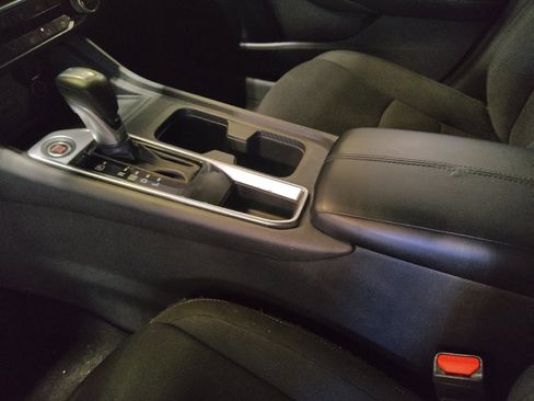 Used 2023 Nissan Sentra SV FWD image 26