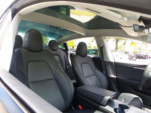 Used 2023 Tesla Model 3 Standard Range RWD image 25