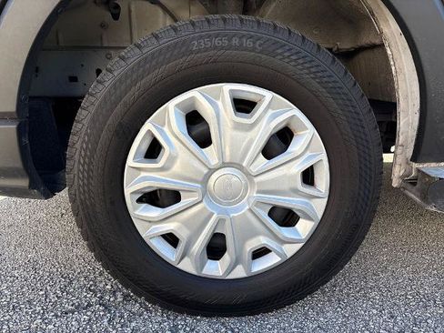 Certified 2025 Ford Transit 250 Low Roof w/ Exterior Upgrade Package RWD image 14