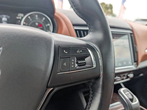 Used 2022 Maserati Levante Modena image 29