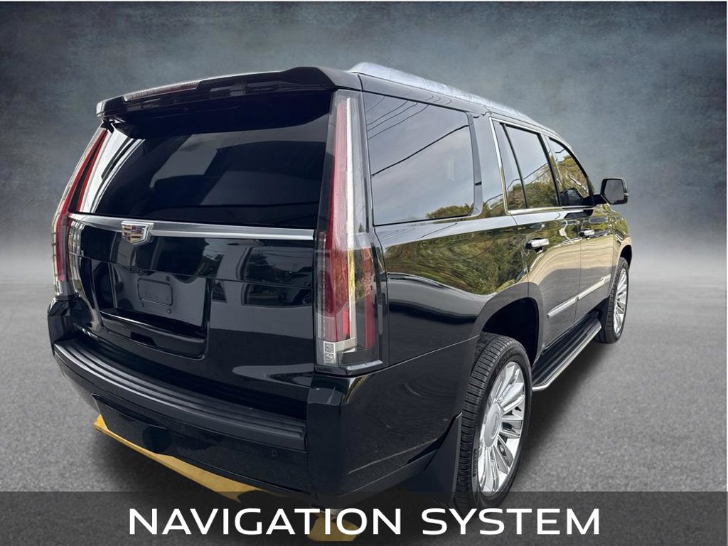 Used 2018 Cadillac Escalade Luxury AWD/4WD image 6