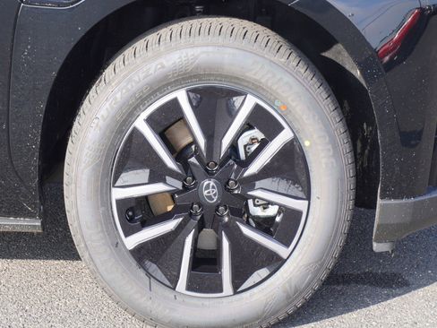 New 2026 Toyota bZ image 5