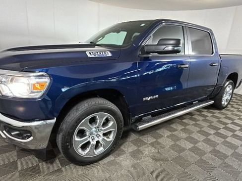 Used 2024 RAM 1500 Big Horn AWD/4WD image 6