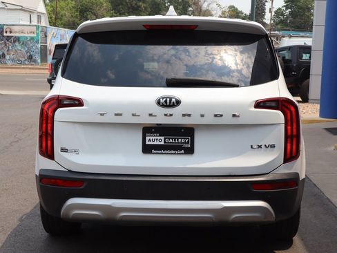 Used 2020 Kia Telluride LX FWD image 4