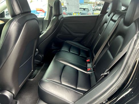 Used 2018 Tesla Model 3 Long Range image 13