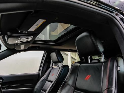 Used 2024 Dodge Durango GT RWD image 6