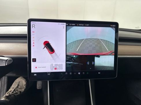 Used 2018 Tesla Model 3 Long Range image 19