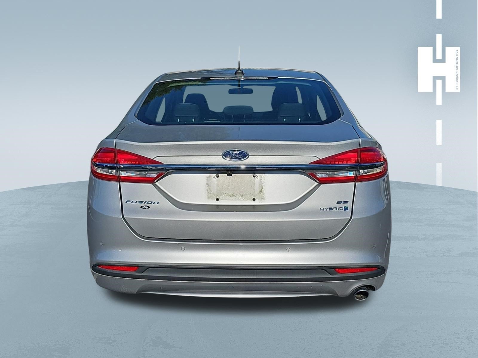 Used 2018 Ford Fusion SE FWD image 4