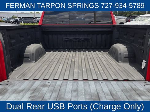 Used 2022 Chevrolet Silverado 1500 ZR2 w/ Technology Package AWD/4WD image 12