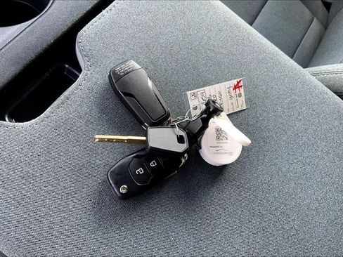 Used 2023 Ford F150 XLT image 13