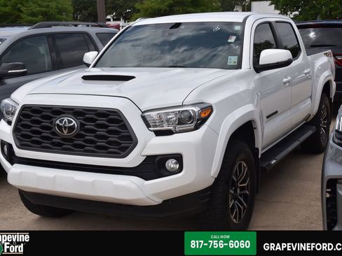 Used 2020 Toyota Tacoma TRD Sport w/ Technology Package AWD/4WD image 1