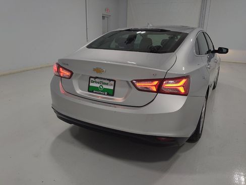 Used 2021 Chevrolet Malibu LT FWD image 7