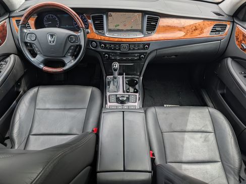 Used 2014 Hyundai Equus Signature RWD image 10