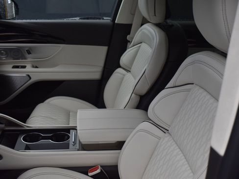New 2026 Lincoln Nautilus Black Label AWD/4WD image 10