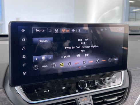 Used 2023 Nissan Altima 2.5 SL image 8