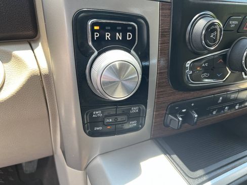 Used 2016 RAM 1500 Laramie w/ Convenience Group AWD/4WD image 26