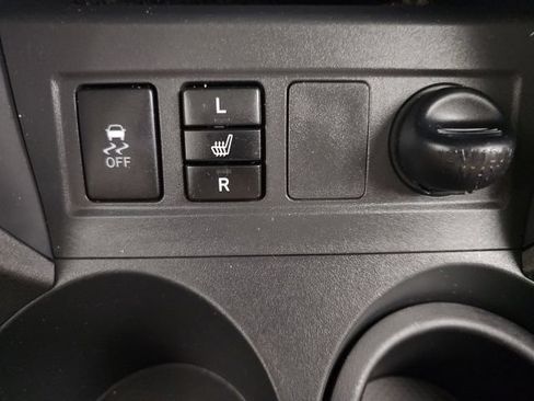 Used 2012 Toyota RAV4 Limited w/ Navigation Value Pkg AWD/4WD image 24