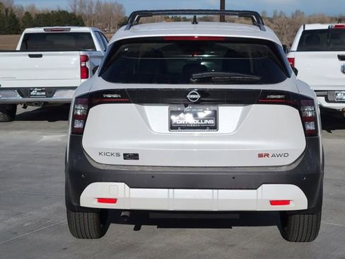 New 2026 Nissan Kicks SR w/ Cold Weather Package image 9