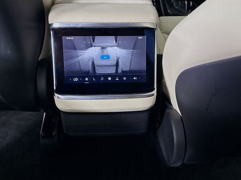 Used 2023 Tesla Model X image 24